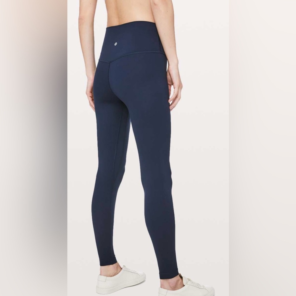 Lululemon align pant hi-rise 28” size 8 color: true navy excellent condition